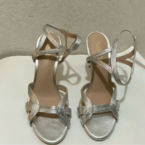 New Rachel Zoe Heels silver size 6.5 - Picture 2 of 10